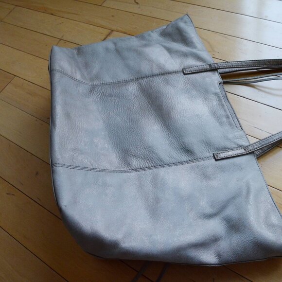 Hobo Kingston Gray Suede Bag - Picture 5 of 16
